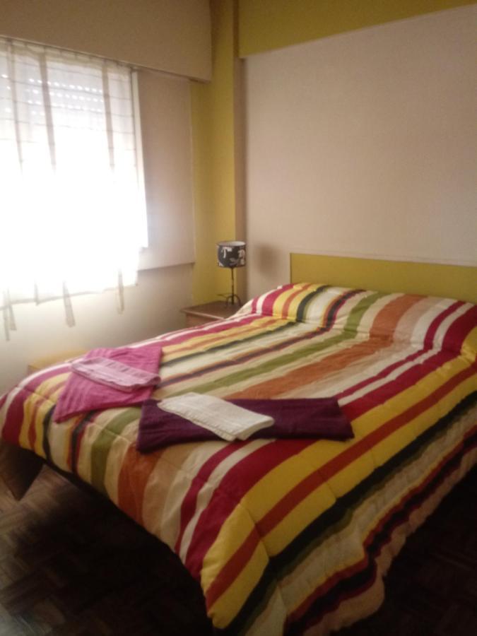 Calido En Parque Lezama Apartment Buenos Aires Bagian luar foto