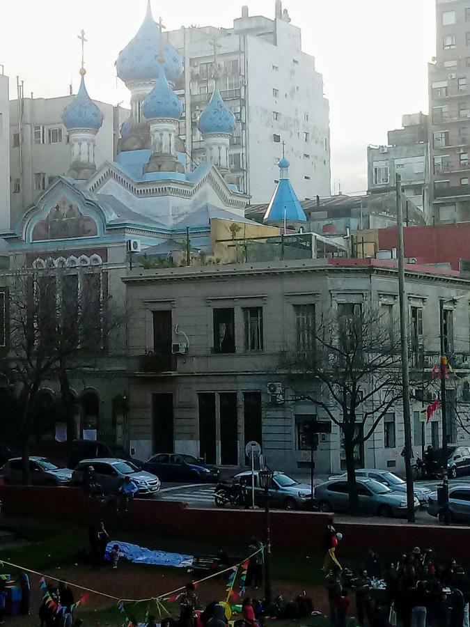 Calido En Parque Lezama Apartment Buenos Aires Bagian luar foto